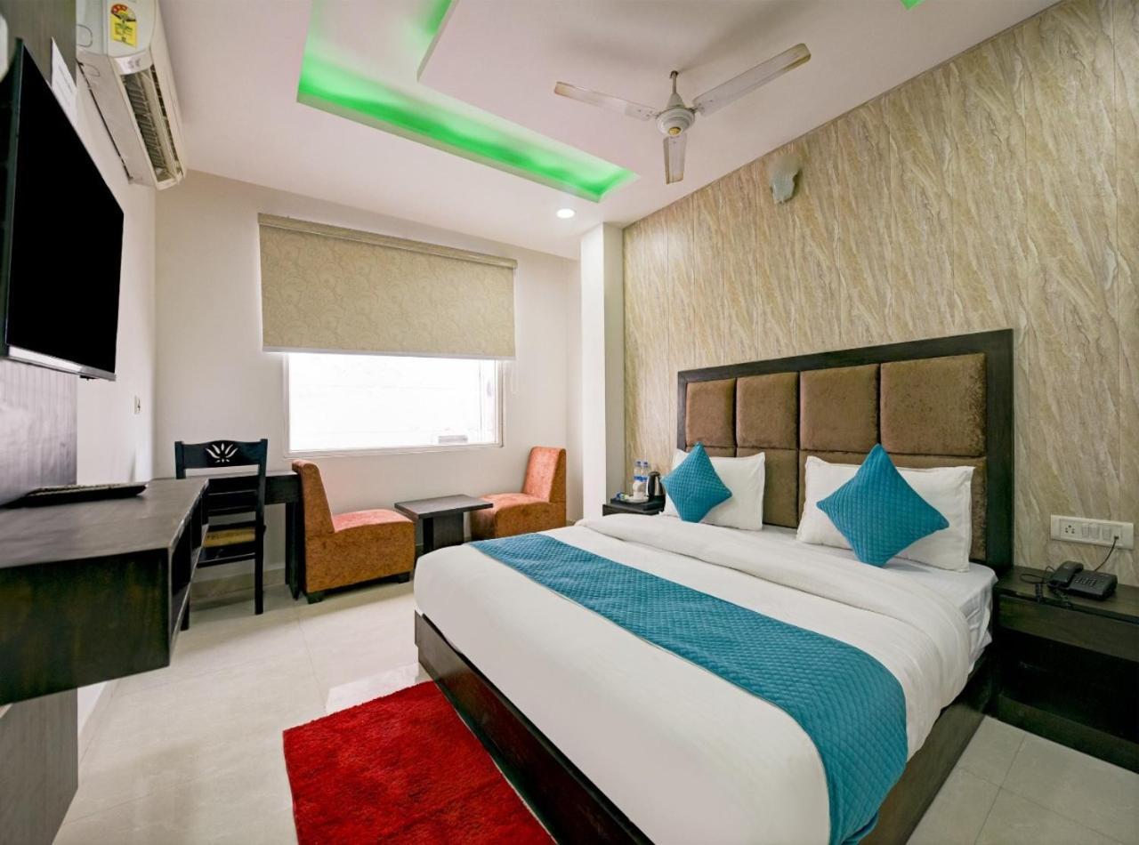 Rosewood Near Delhi Airport 4* New Delhi